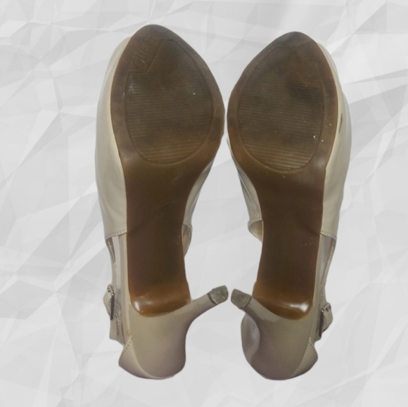 GUESS Peep Toe Heels Nude Patent 8 - Picture 9 of 12